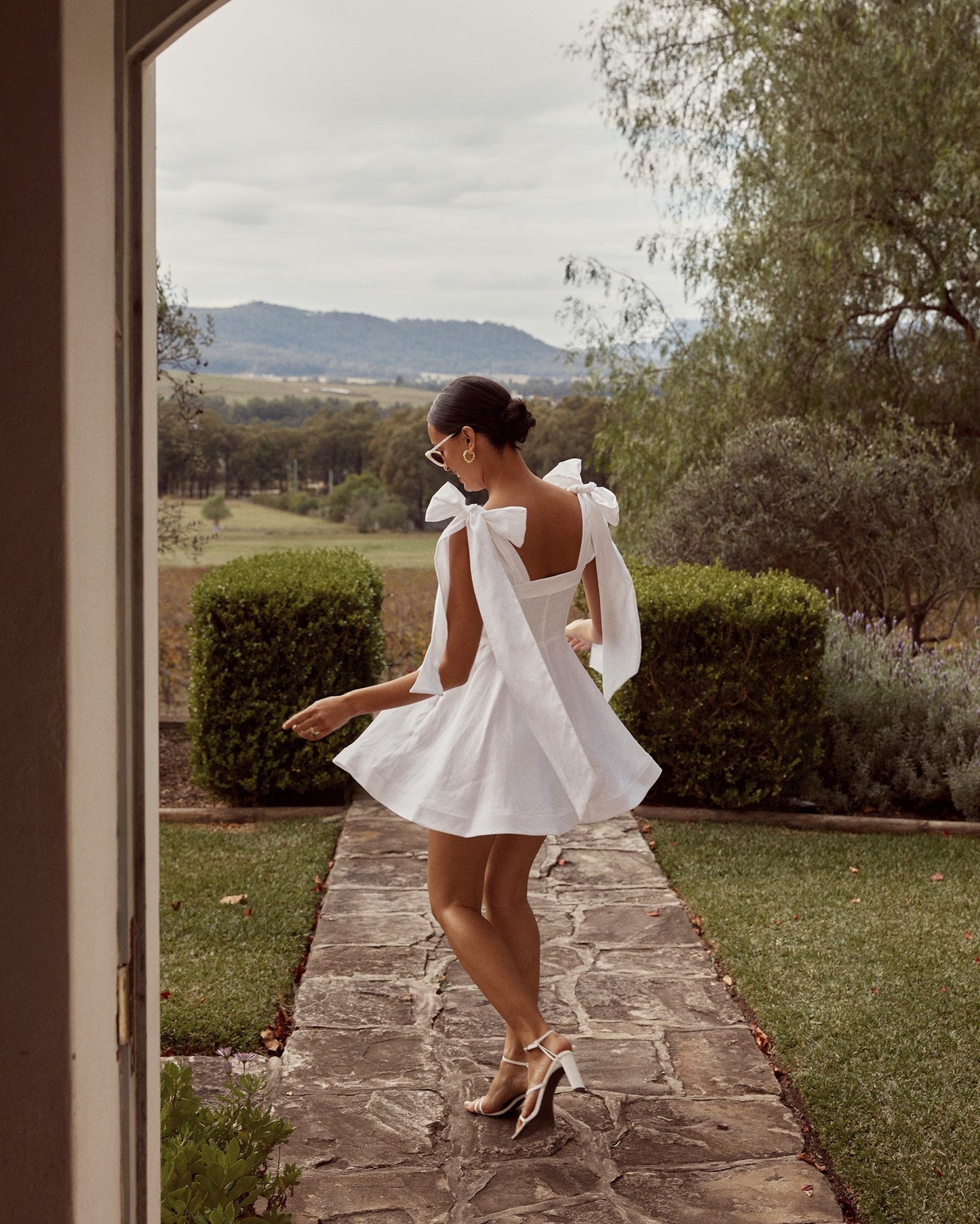 Aisle Linen Bow Dress