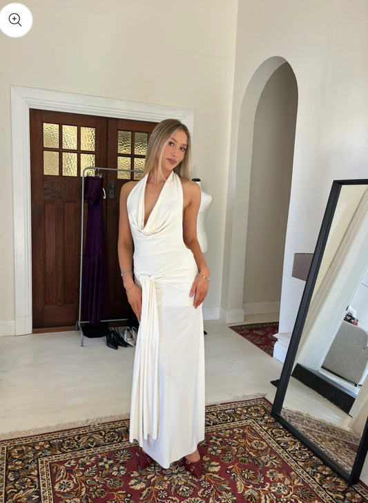 Nadia Maxi